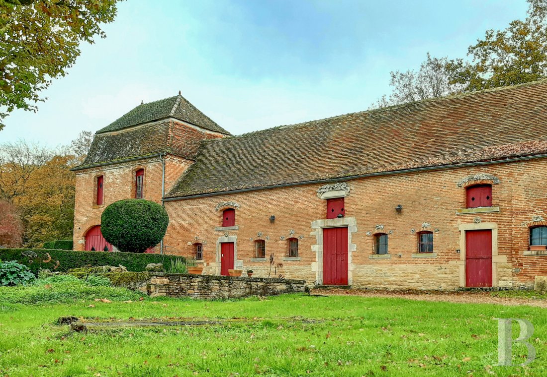 Castles / chateaux for sale in France near Beaune