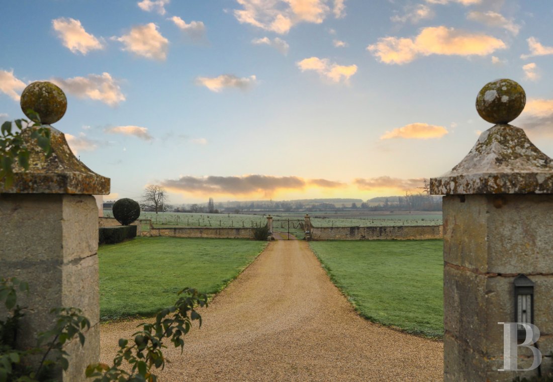 Castles / chateaux for sale in France near Beaune