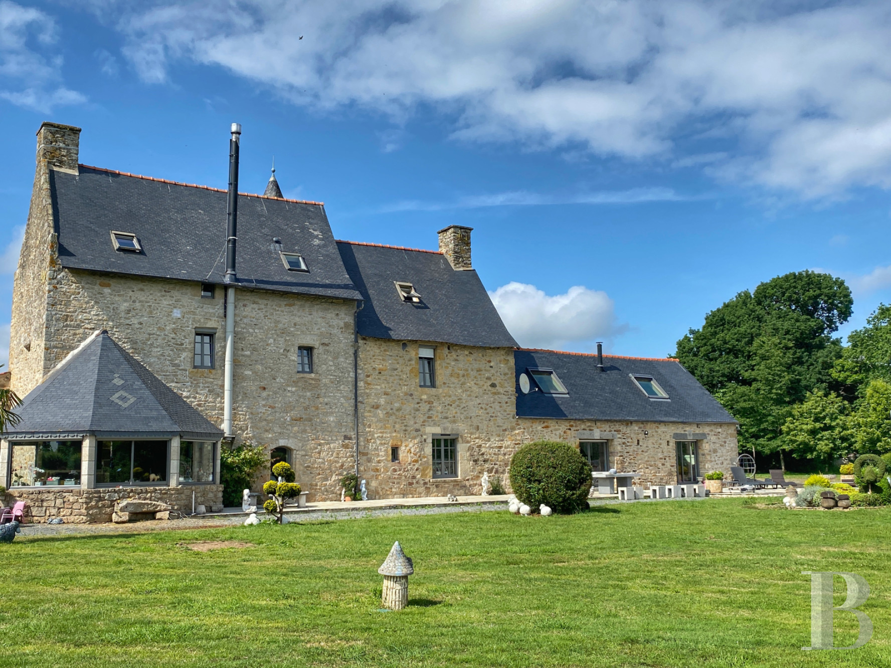 Manors for sale in France in Brittany in the Trégor region