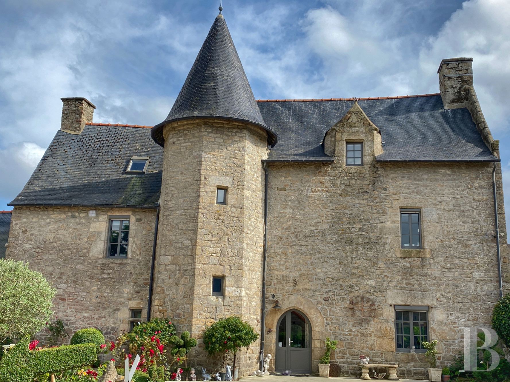 Manors for sale in France in Brittany in the Trégor region