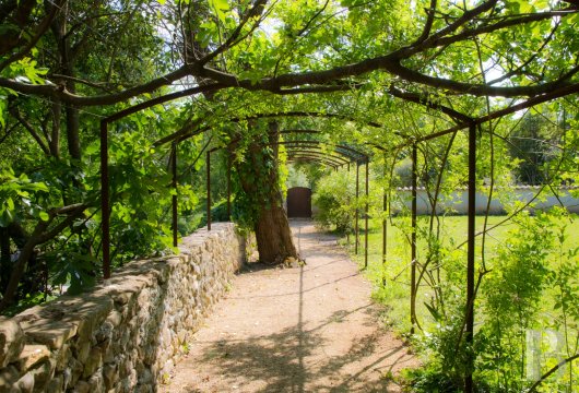 A small village chateau  with a remarkable garden  in Ardèche - photo  n°6