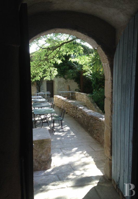 A small village chateau  with a remarkable garden  in Ardèche - photo  n°37