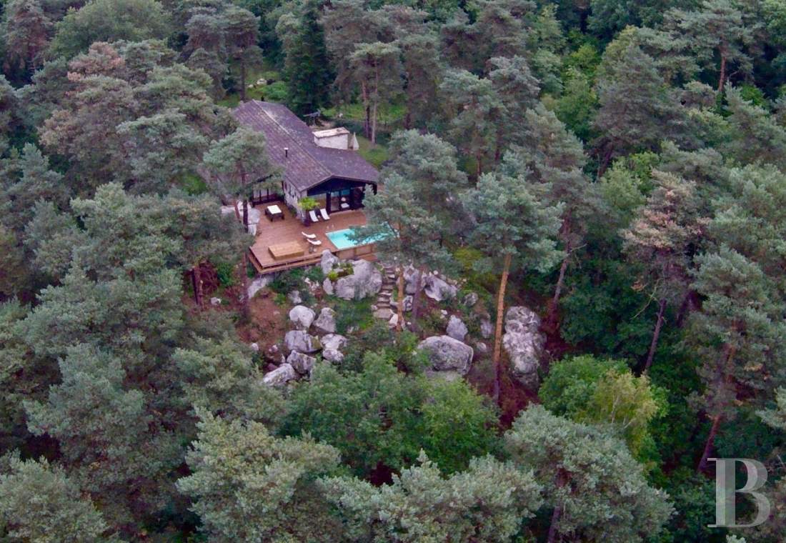 A prairie house “à la française”  in the Fontainebleau forest - photo  n°1