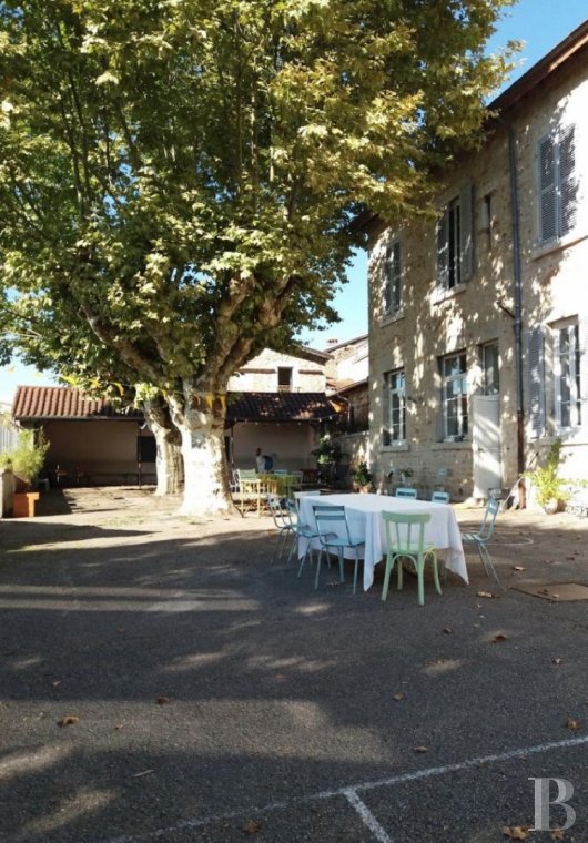 A former school transformed into a guest house in the Ain, between Lyon and Geneva - photo  n°32