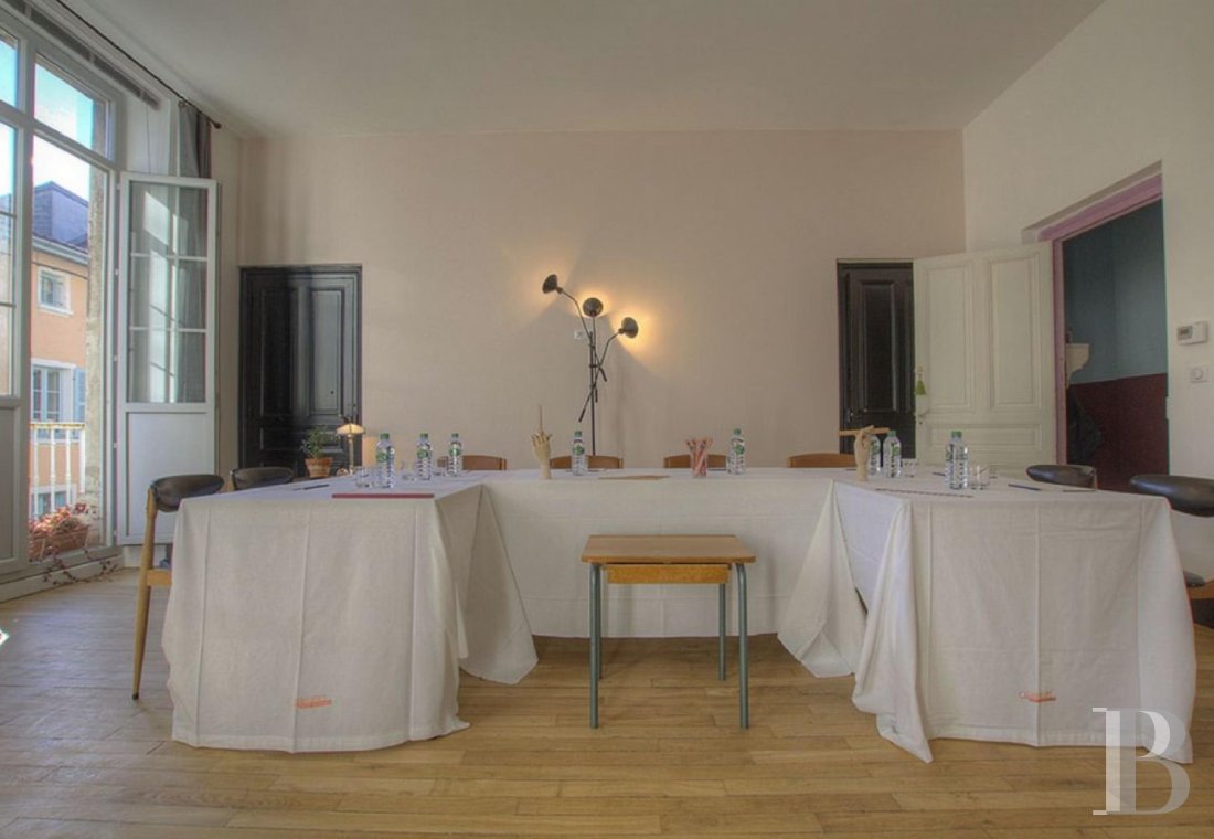 A former school transformed into a guest house in the Ain, between Lyon and Geneva - photo  n°6