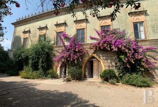 A 19th century villa and its 3 ha of parklands  in Monteroni-di-Lecce