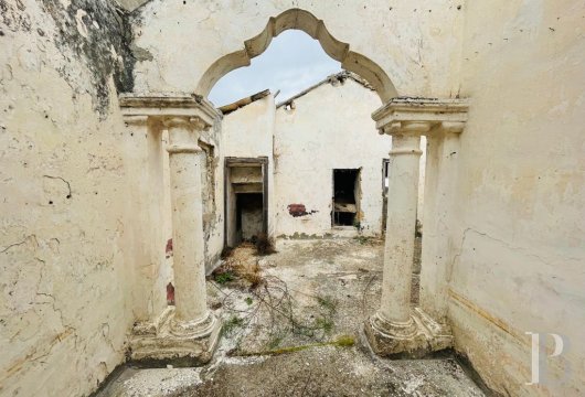 A 16th century house, with a garden, in Nardò, in the area around Lecce