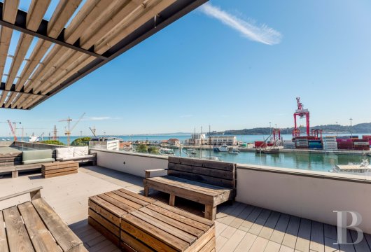 An apartment that was renovated in 2020 with a river view, nestled in the Santos district of Lisbon