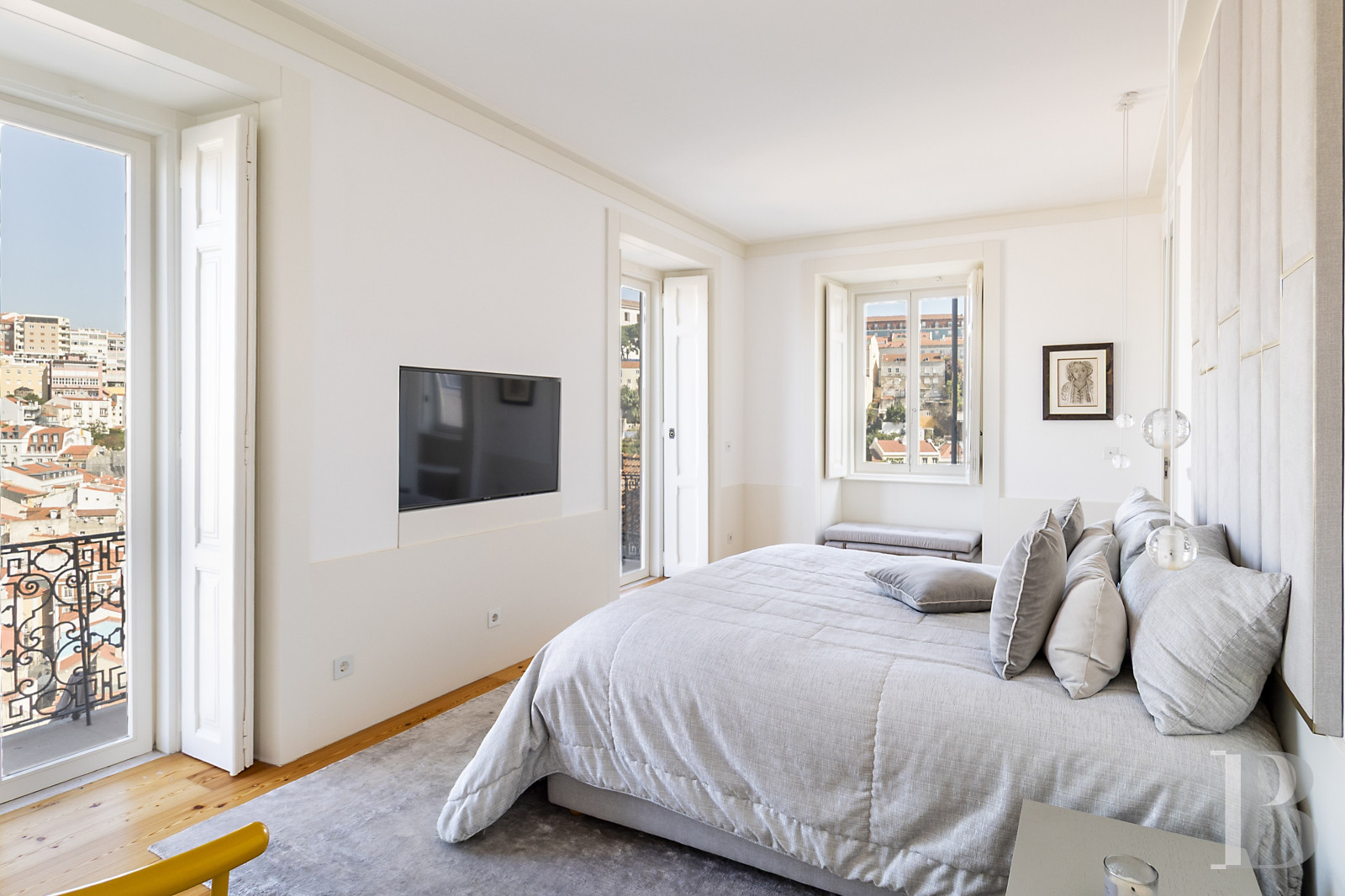 flat for - 4   flat for - 4