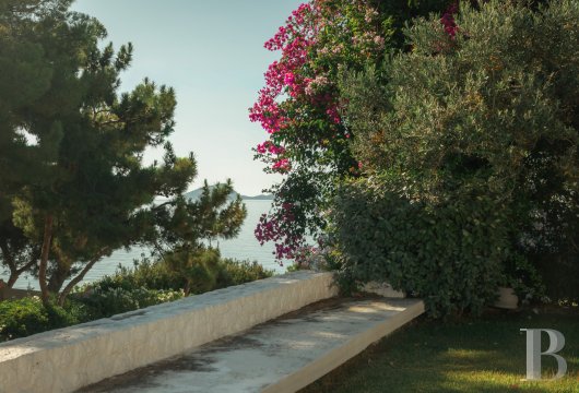In Agios Aimilianos, an architect-designed villa overlooking the sea, created for a unique lifestyle
