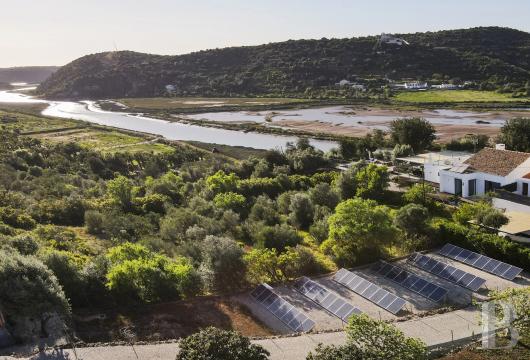 Near Silves, in the Algarve, a contemporary villa on the riverbank